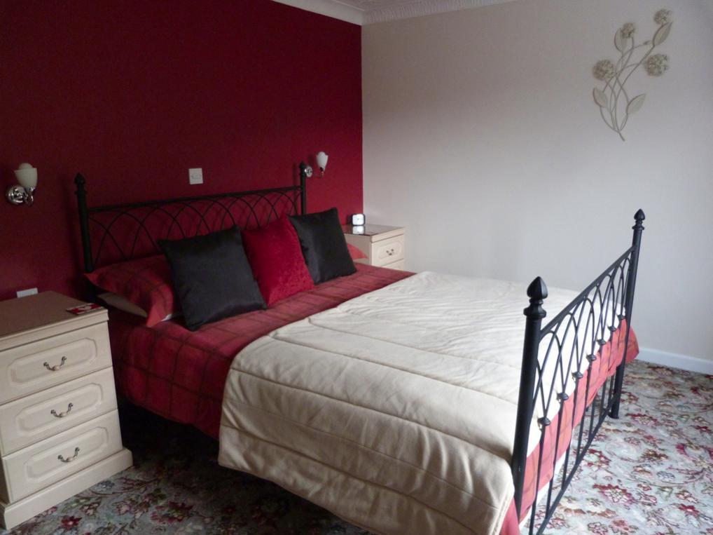 Neuadd Wen Guest House Carmarthen Eksteriør bilde